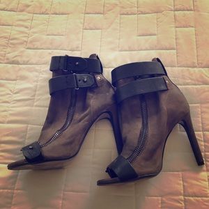 Dolce Vita Booties🌸🌼🌺